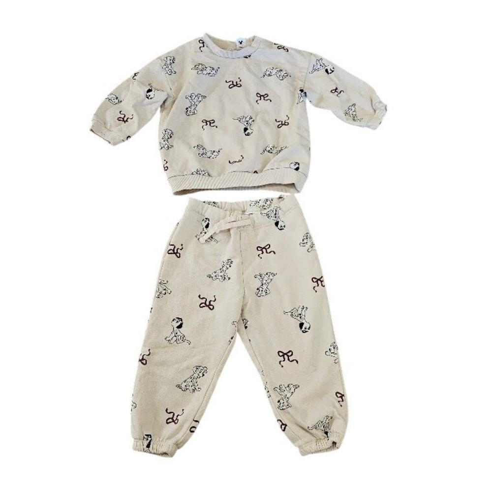 H&M Disney 101 Dalmatians Sweatshirt and Joggers Set Cream 18M